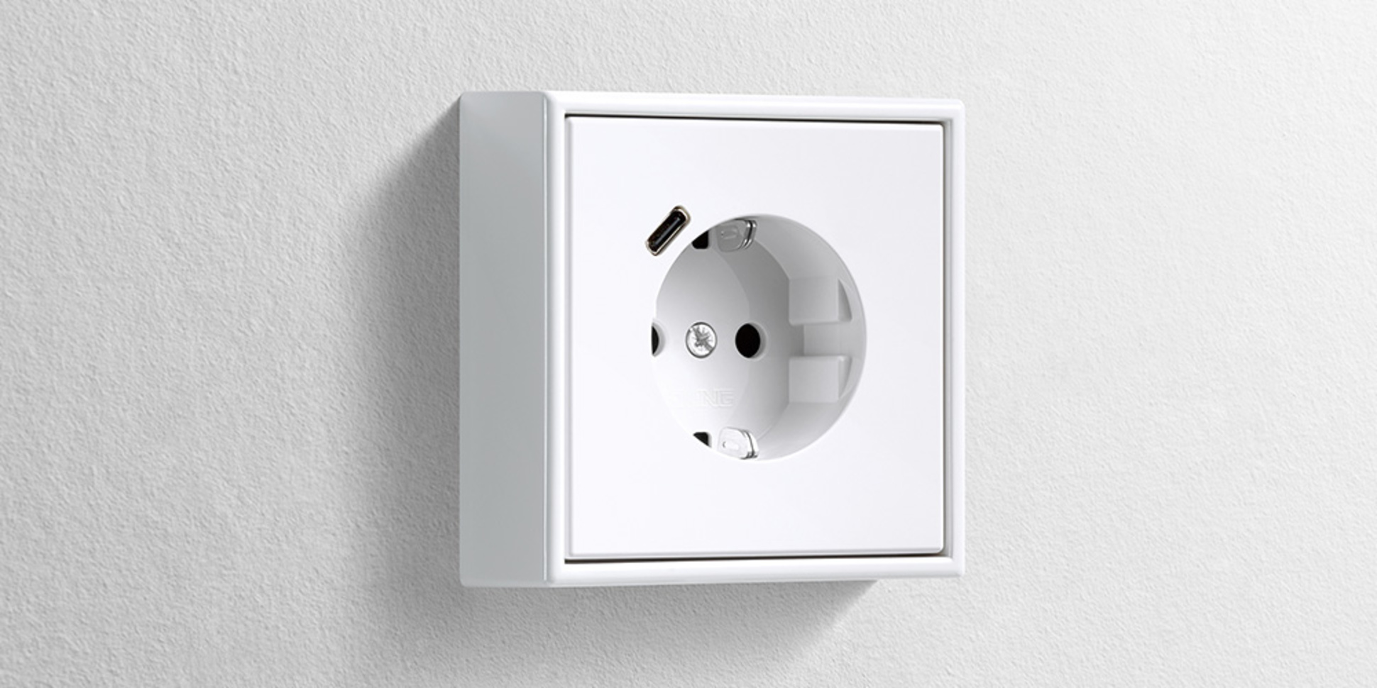 Erweiterter Anschlussraum für die Nachrüstung bei Wendl Elektrotechnik in Weißenburg