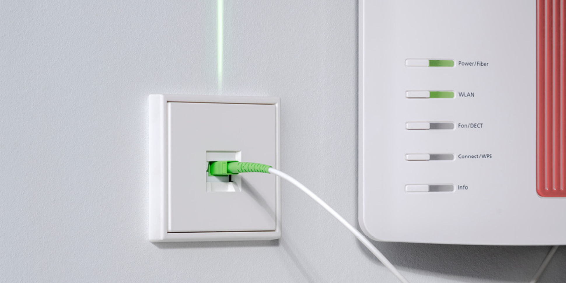 Die neuen Glasfaser-Anschlussdosen bei Wendl Elektrotechnik in Weißenburg